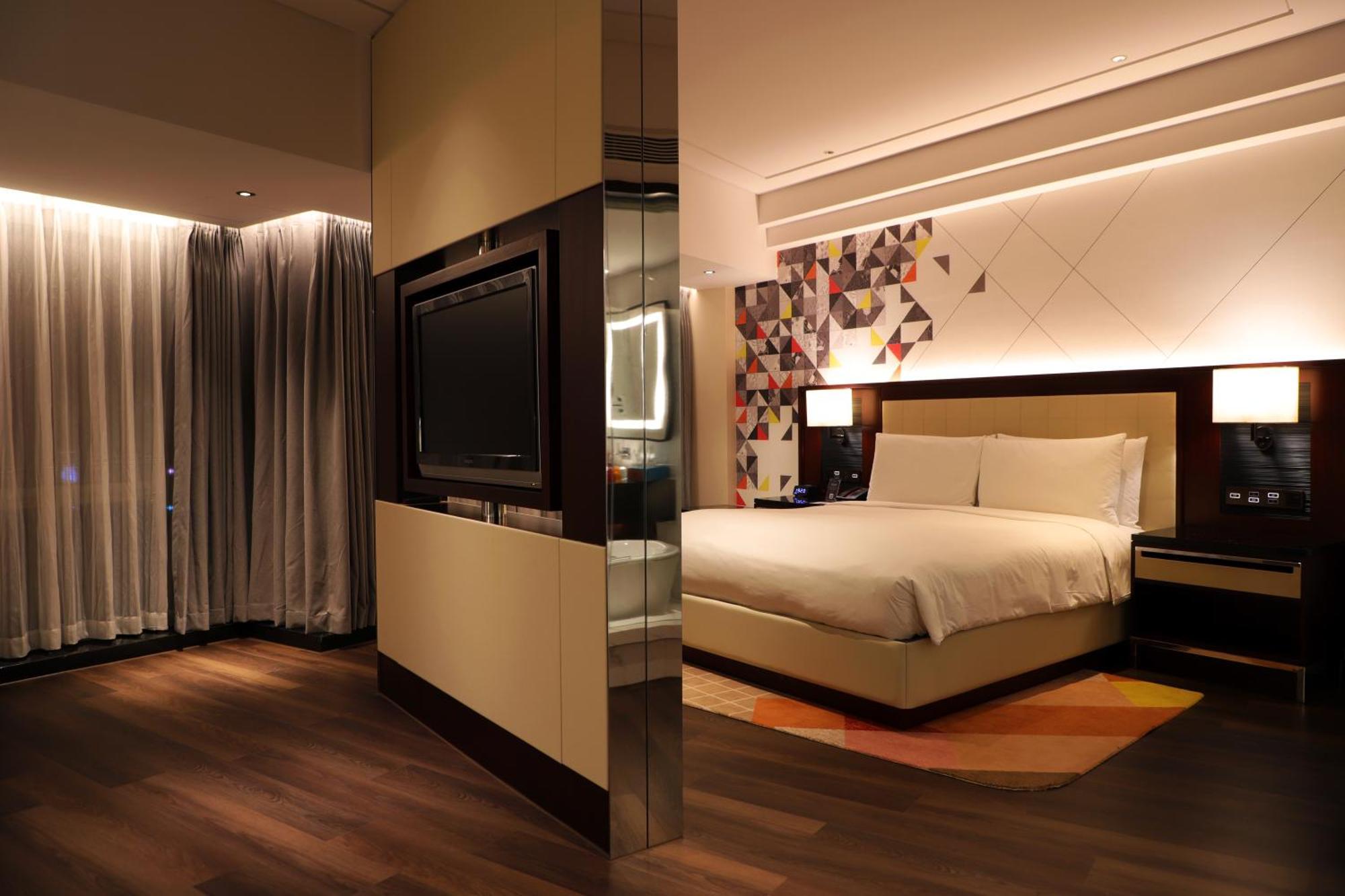 โรงแรมเรอแนสซองซ์ ปักกิ่ง แคปิตัล ภายนอก รูปภาพ